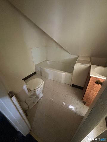 30 Ward Street, Waterbury, CT 06704