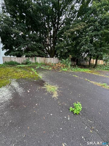 30 Ward Street, Waterbury, CT 06704