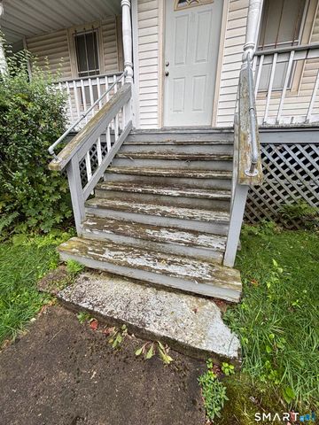 30 Ward Street, Waterbury, CT 06704