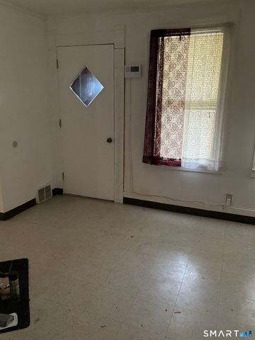 30 Ward Street, Waterbury, CT 06704