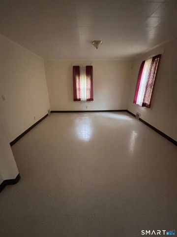 30 Ward Street, Waterbury, CT 06704