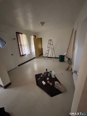 30 Ward Street, Waterbury, CT 06704