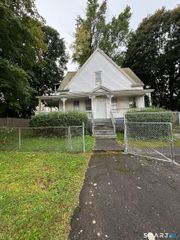 30 Ward Street, Waterbury, CT 06704