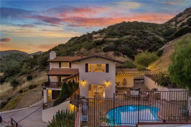 18 Morgan, Bell Canyon, CA 91307