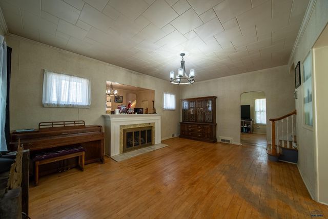 1108 9TH ST, Rapid City, SD 57701