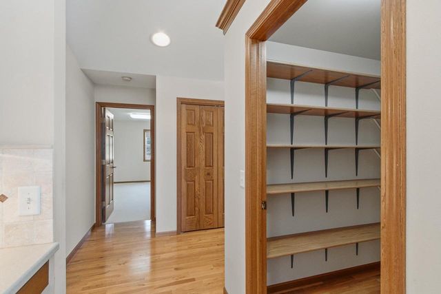 908 Surrey Lane, Baraboo, WI 53913