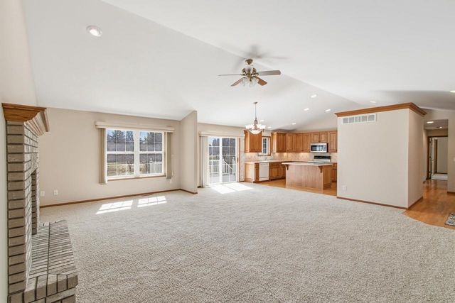 908 Surrey Lane, Baraboo, WI 53913