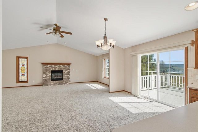 908 Surrey Lane, Baraboo, WI 53913