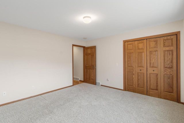 908 Surrey Lane, Baraboo, WI 53913