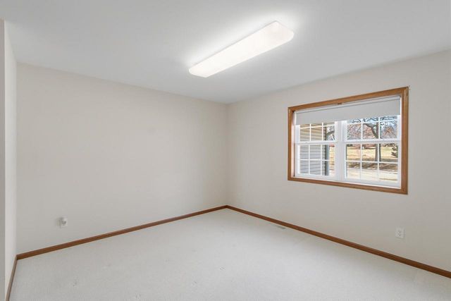 908 Surrey Lane, Baraboo, WI 53913