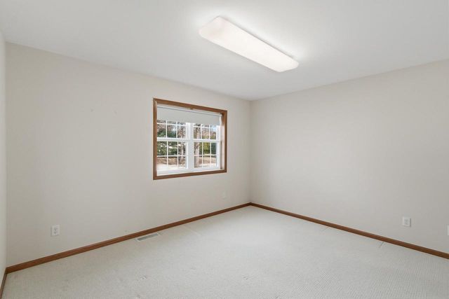 908 Surrey Lane, Baraboo, WI 53913