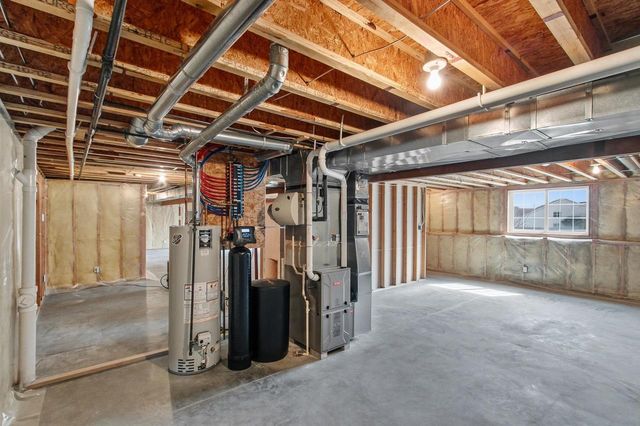 908 Surrey Lane, Baraboo, WI 53913