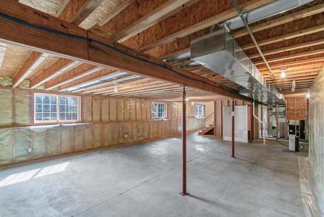 908 Surrey Lane, Baraboo, WI 53913