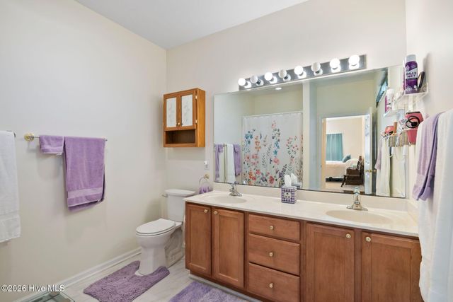 1002 Summerlin Falls Court, Wilmington, NC 28412