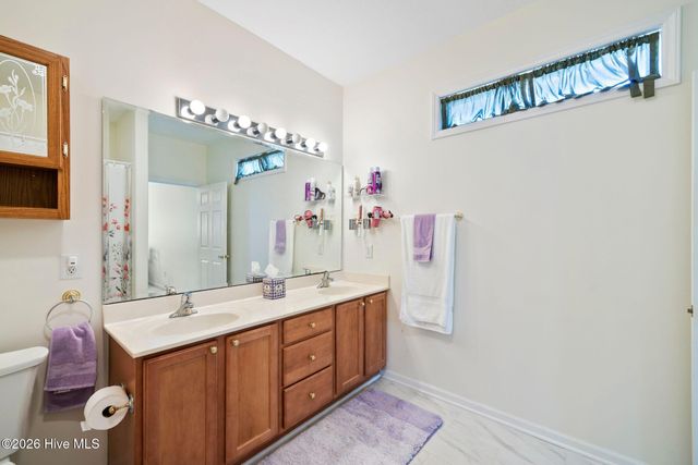 1002 Summerlin Falls Court, Wilmington, NC 28412