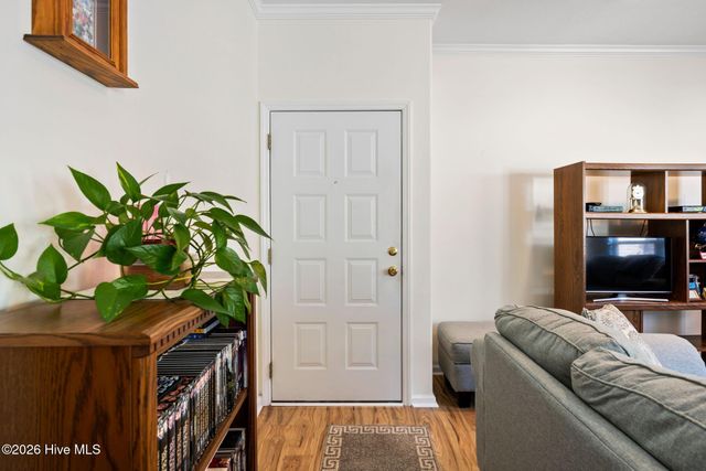 1002 Summerlin Falls Court, Wilmington, NC 28412