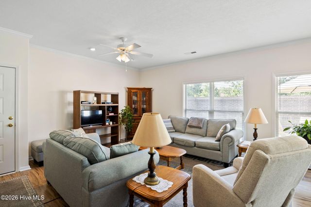 1002 Summerlin Falls Court, Wilmington, NC 28412