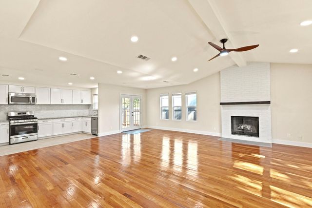 11318 Bristle Oak TRL, Austin, TX 78750