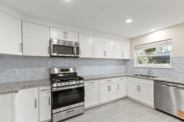 11318 Bristle Oak TRL, Austin, TX 78750