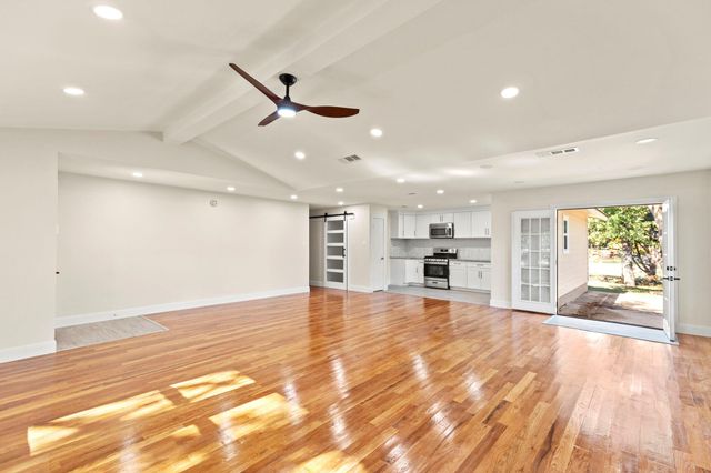 11318 Bristle Oak TRL, Austin, TX 78750