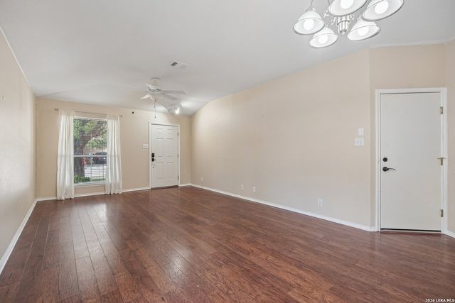 243 STARLING CRK, New Braunfels, TX 78130