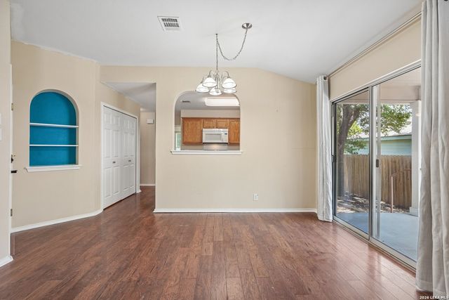 243 STARLING CRK, New Braunfels, TX 78130