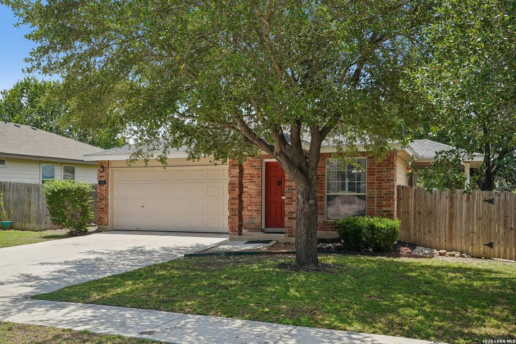 243 STARLING CRK, New Braunfels, TX 78130