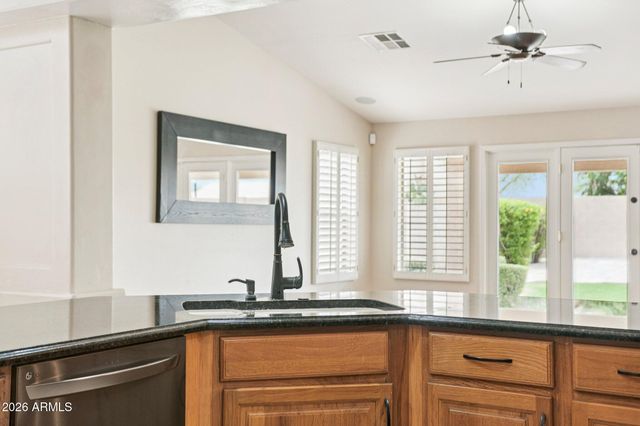 5025 W SIESTA Way, Laveen, AZ 85339