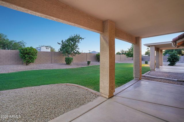 5025 W SIESTA Way, Laveen, AZ 85339