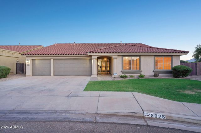 5025 W SIESTA Way, Laveen, AZ 85339