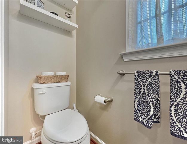 1830 ALAMINGO DR, Quakertown, PA 18951