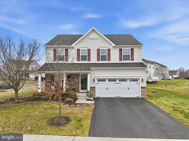 1830 ALAMINGO DR, Quakertown, PA 18951