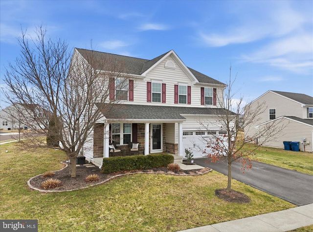 1830 ALAMINGO DR, Quakertown, PA 18951