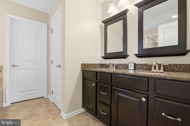 1830 ALAMINGO DR, Quakertown, PA 18951