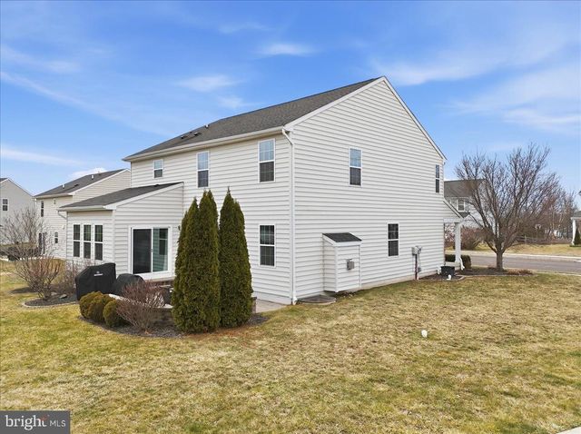 1830 ALAMINGO DR, Quakertown, PA 18951