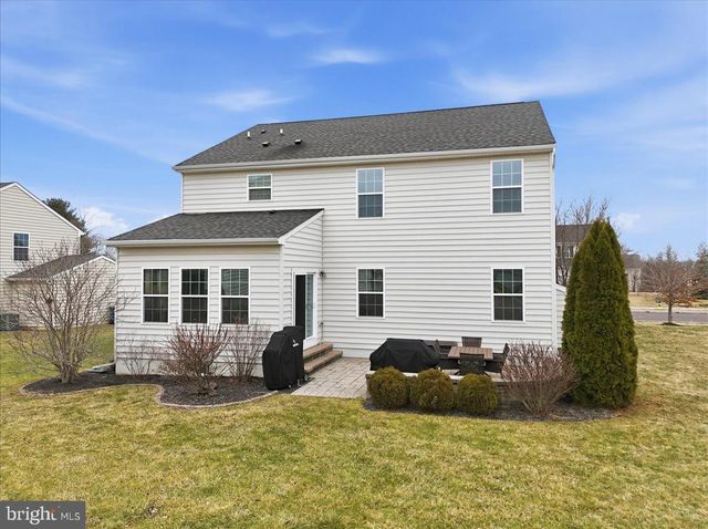 1830 ALAMINGO DR, Quakertown, PA 18951