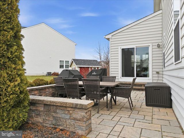 1830 ALAMINGO DR, Quakertown, PA 18951