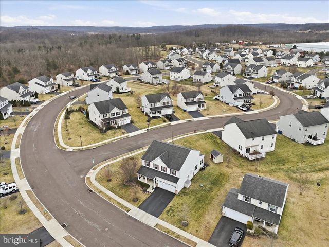 1830 ALAMINGO DR, Quakertown, PA 18951