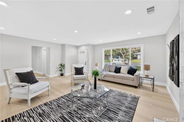 5137 Peacock, Riverside, CA 92505
