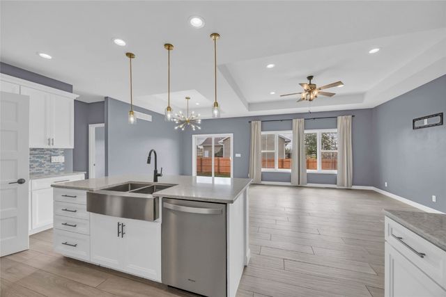 1104 E 16th, Vinton, IA 52349