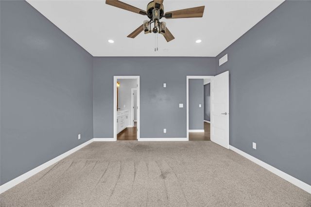 1104 E 16th, Vinton, IA 52349