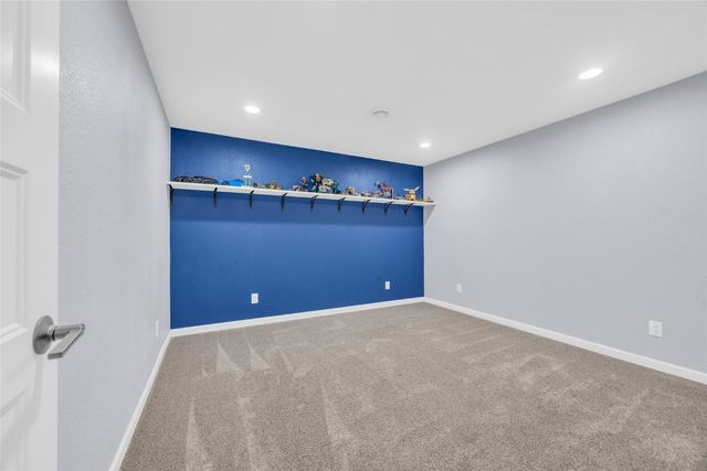 1104 E 16th, Vinton, IA 52349