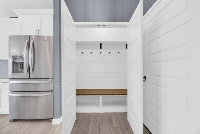 1104 E 16th, Vinton, IA 52349