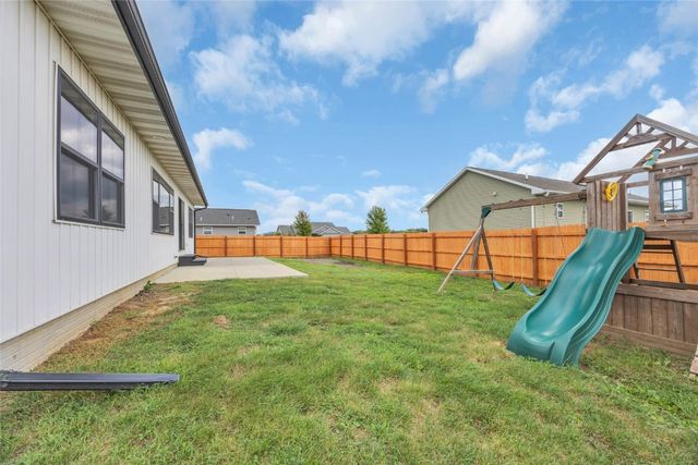 1104 E 16th, Vinton, IA 52349