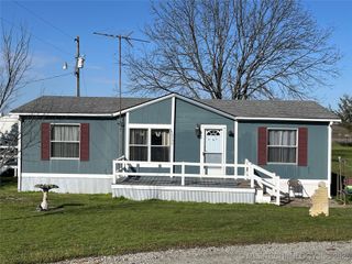 20240 N Airport Road, Stigler, OK 74462