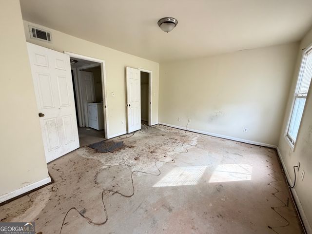 2176 Wellington Circle, Lithonia, GA 30058