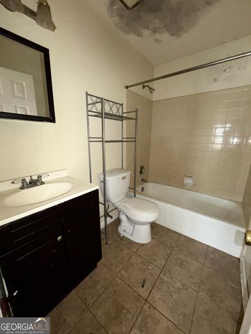 2176 Wellington Circle, Lithonia, GA 30058