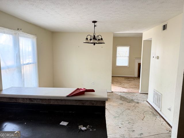 2176 Wellington Circle, Lithonia, GA 30058