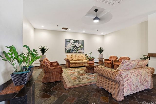 2499 Kapiolani Boulevard 2801, Honolulu, HI 96826