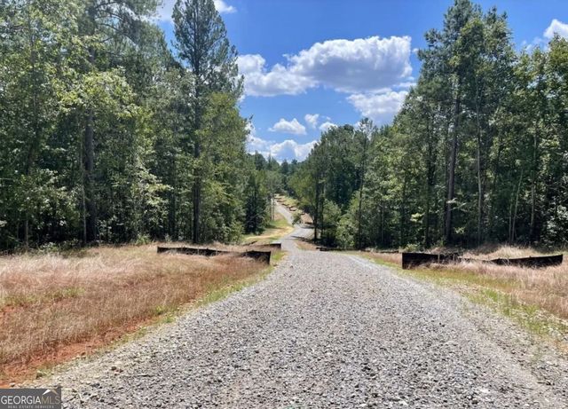 690 Harmony Gates Drive, Commerce, GA 30530